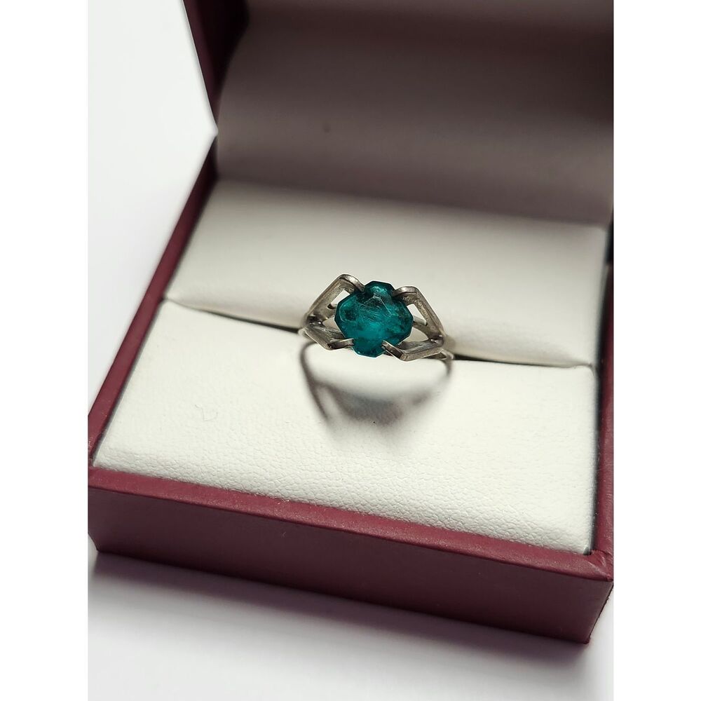 Vintage Sterling Silver Plated Ring Size 6